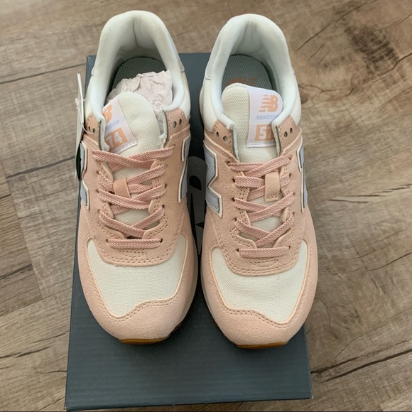 Brand new, new balance 574 pink - Picture 7 of 10